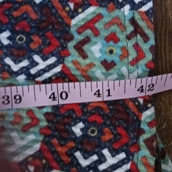 LuLaRoe Print long Cardigan tunic❤️❤️❤️ - Picture 9 of 10